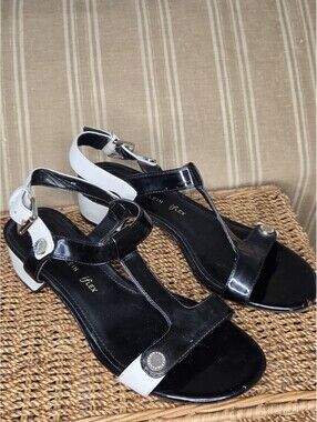 Anne Klein iFlex T-strap dress sandals w/ 1.5" Heel Size 8